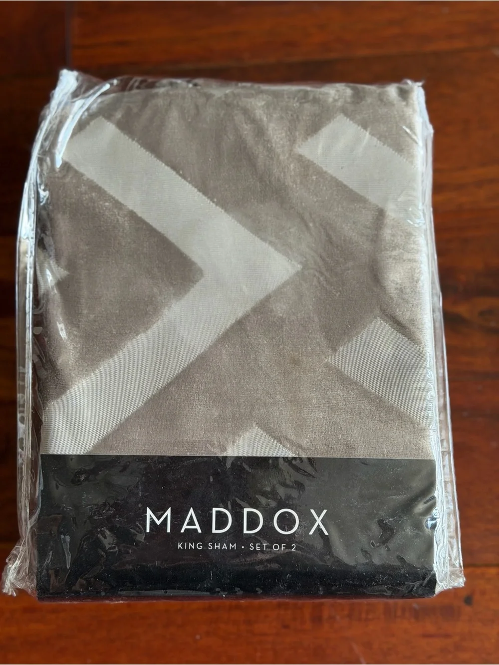 Z Gallerie Maddox King Sham Set of 2 in Gray and Silver